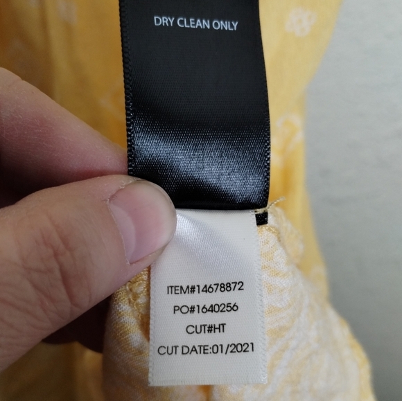 Torrid Rayon Crepe Tiered Top Yellow White Plus Size 3X - Picture 7 of 7